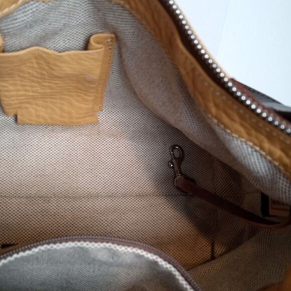 VTG Dooney & Bourke All Weather Mustard Yellow Leather Pebble Shoulder Bag Y2K - Picture 14 of 16